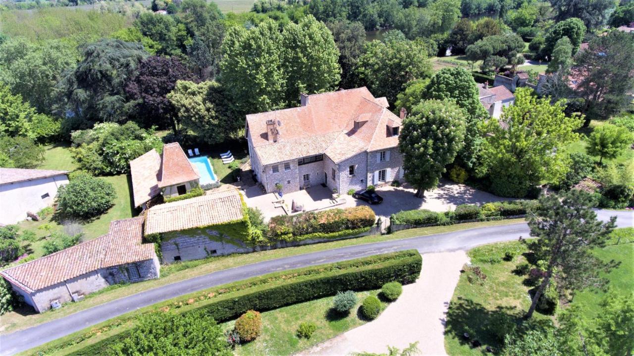 Bed and Breakfast Manoir Du Bois Mignon Le Fleix Экстерьер фото