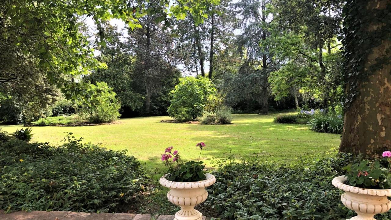 Bed and Breakfast Manoir Du Bois Mignon Le Fleix Экстерьер фото